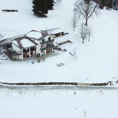 Hotel Garnì Fobbie Brentonico Esterno foto