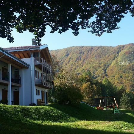 Hotel Garnì Fobbie Brentonico Esterno foto