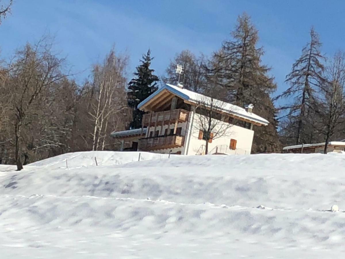 Hotel Garnì Fobbie Brentonico Esterno foto